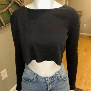 Black Long Sleeve Crop Top